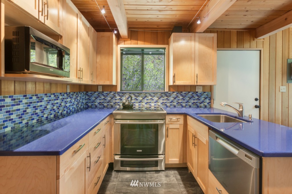 781 Goat Peak Ranch Road Cle Elum, WA 98922 - Photo 3 of 19 Gallery Image 3