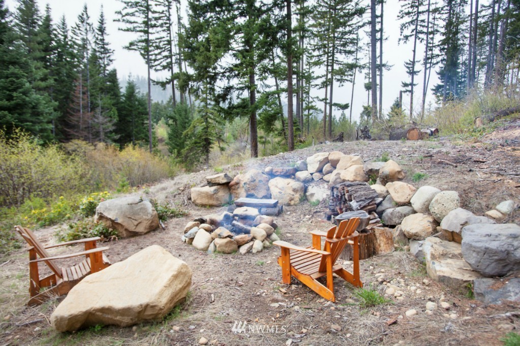 781 Goat Peak Ranch Road Cle Elum, WA 98922 - Photo 4 of 19 Gallery Image 4