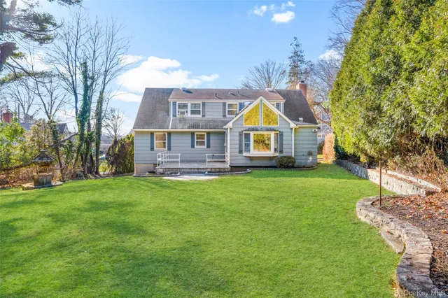 $1,295,000 | 226 Guion Drive, Mamaroneck, NY 10543