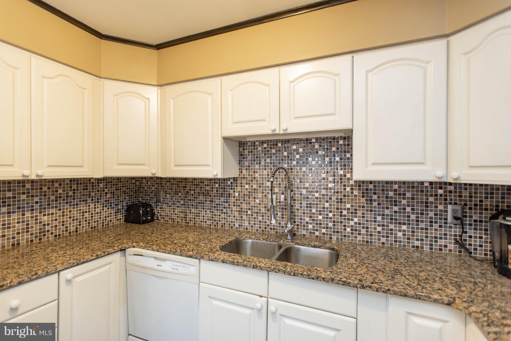 1081 Kings Road Pasadena, MD 21122 - Photo 11 of 33 Gallery Image 11