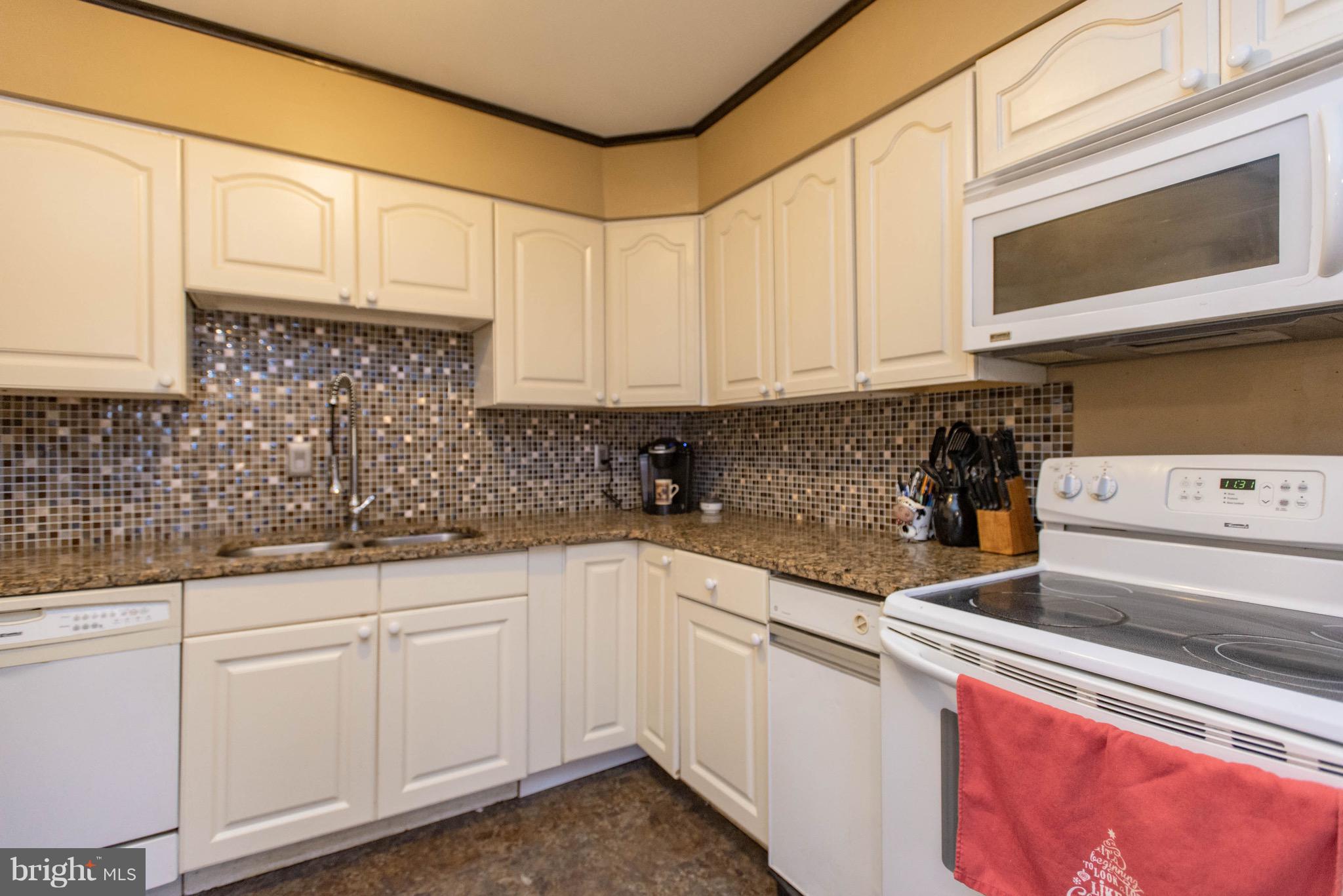 1081 Kings Road Pasadena, MD 21122 - Photo 13 of 33 Gallery Image 13