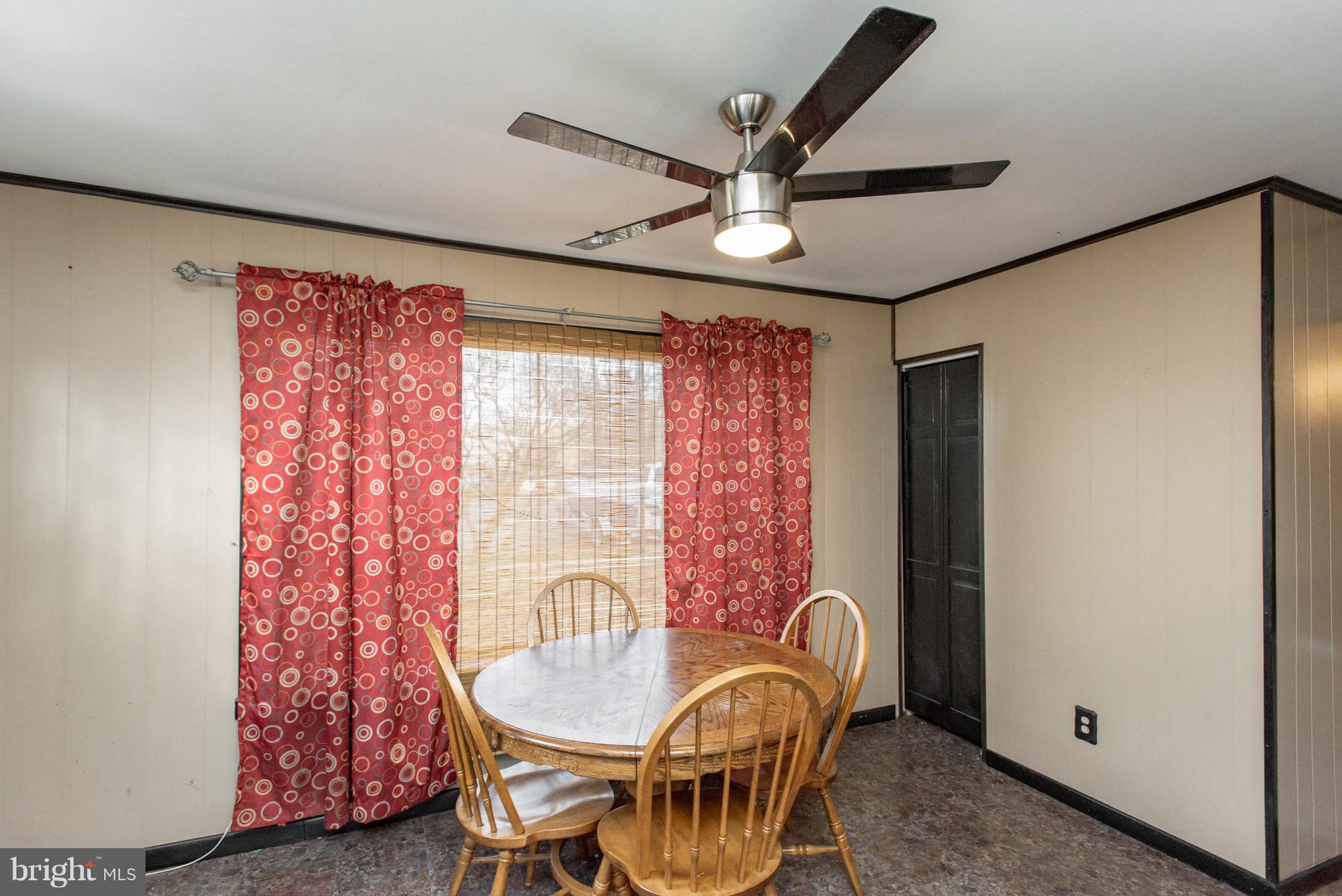 1081 Kings Road Pasadena, MD 21122 - Photo 16 of 33 Gallery Image 16
