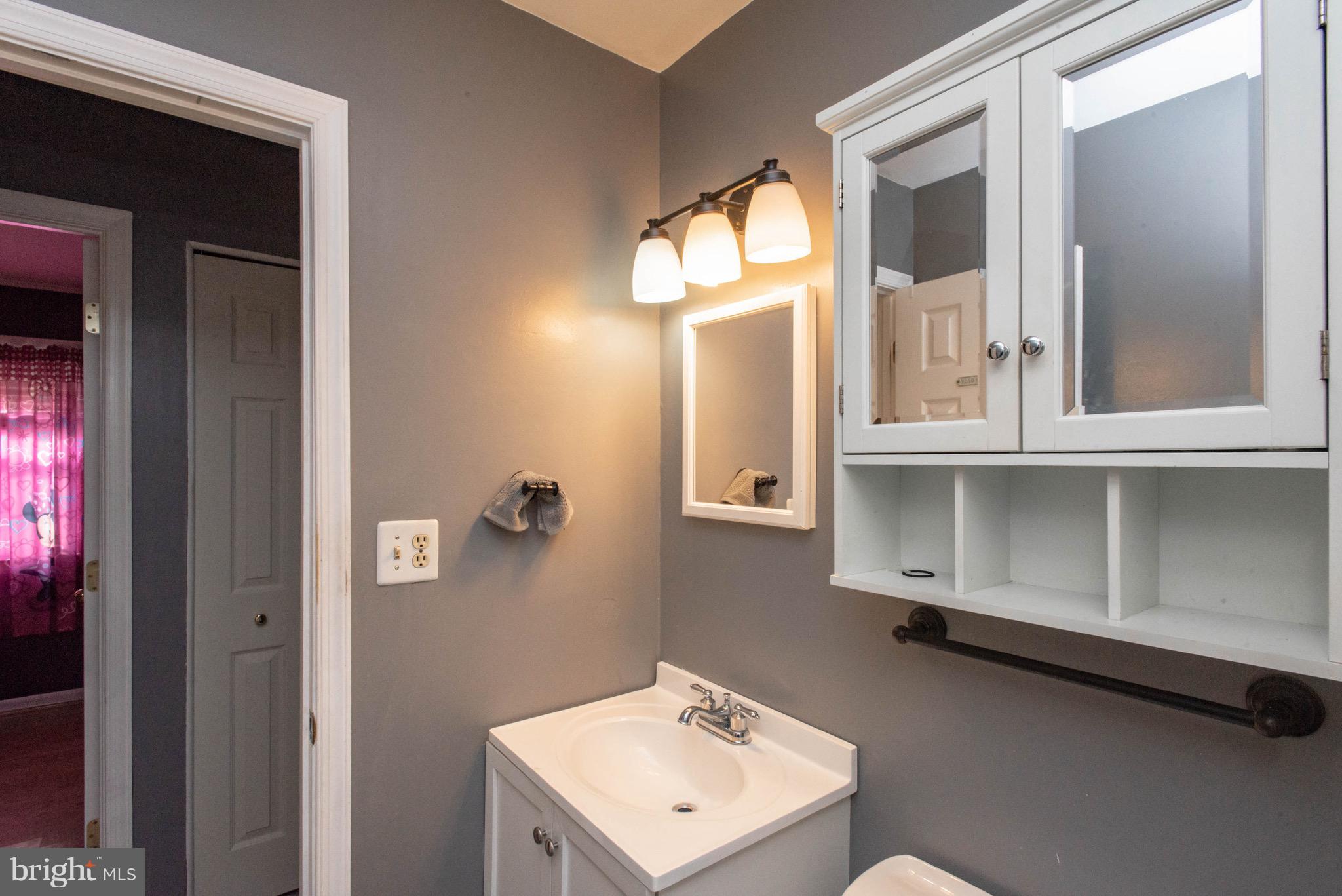1081 Kings Road Pasadena, MD 21122 - Photo 18 of 33 Gallery Image 18