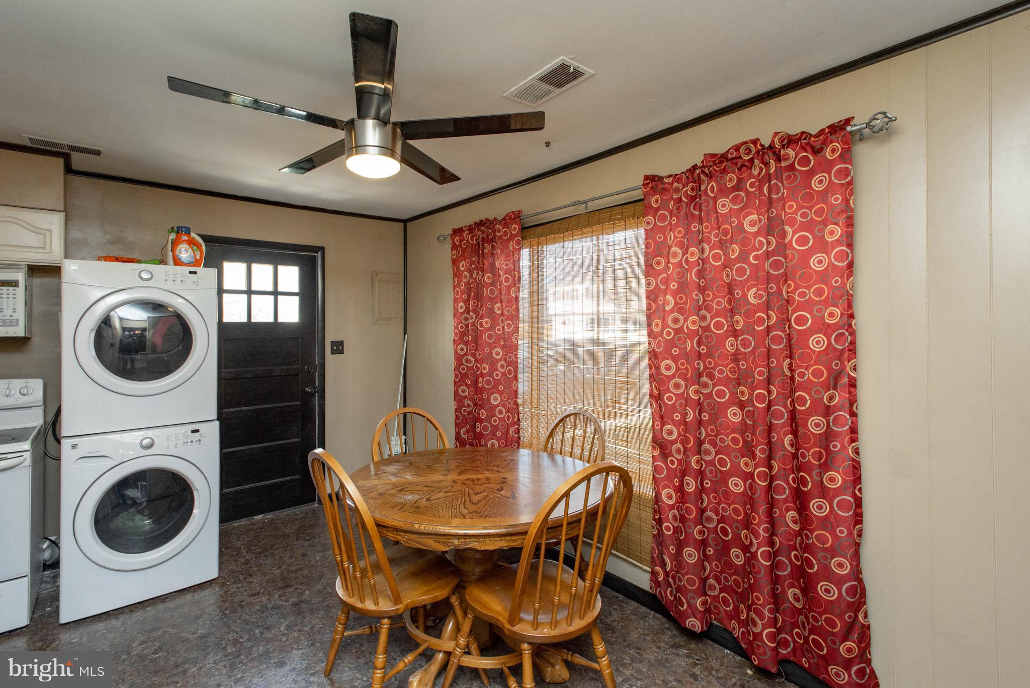 1081 Kings Road Pasadena, MD 21122 - Photo 7 of 33 Gallery Image 7