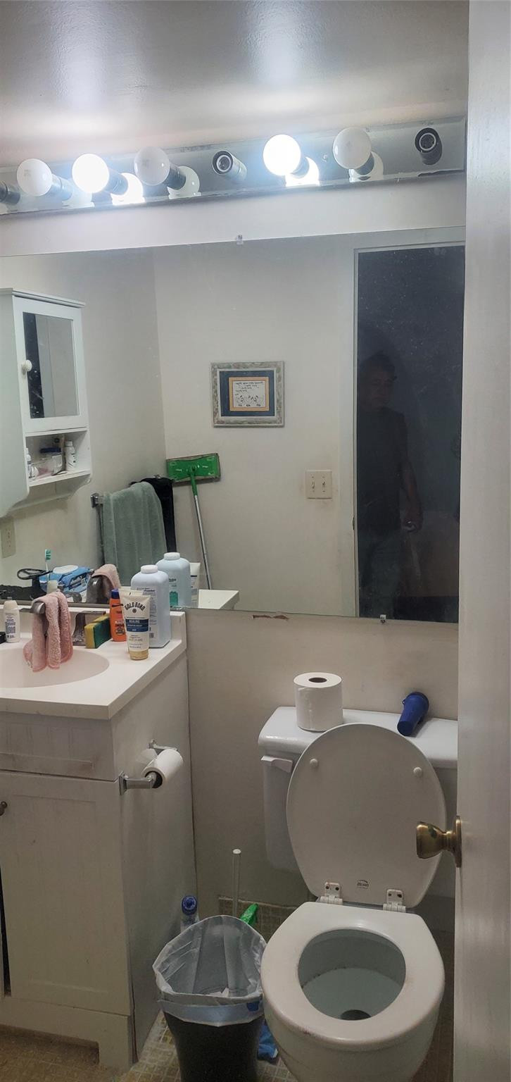 405 Fanshaw J, Unit 405 Boca Raton, FL 33434 - Photo 21 of 25 Photo 21