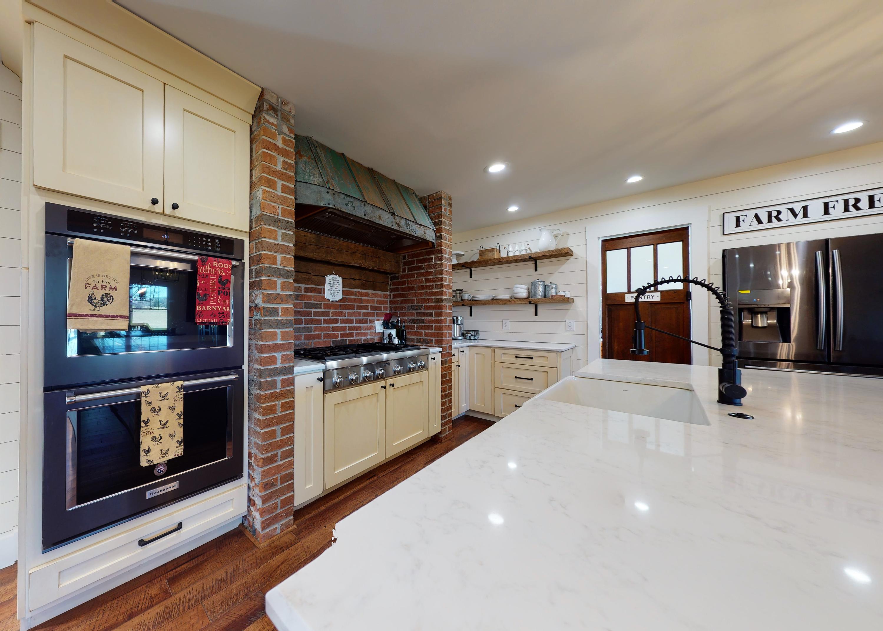 2127 Pisgah Road Greeneville, TN 37743 - Photo 21 of 72 Double Ovens