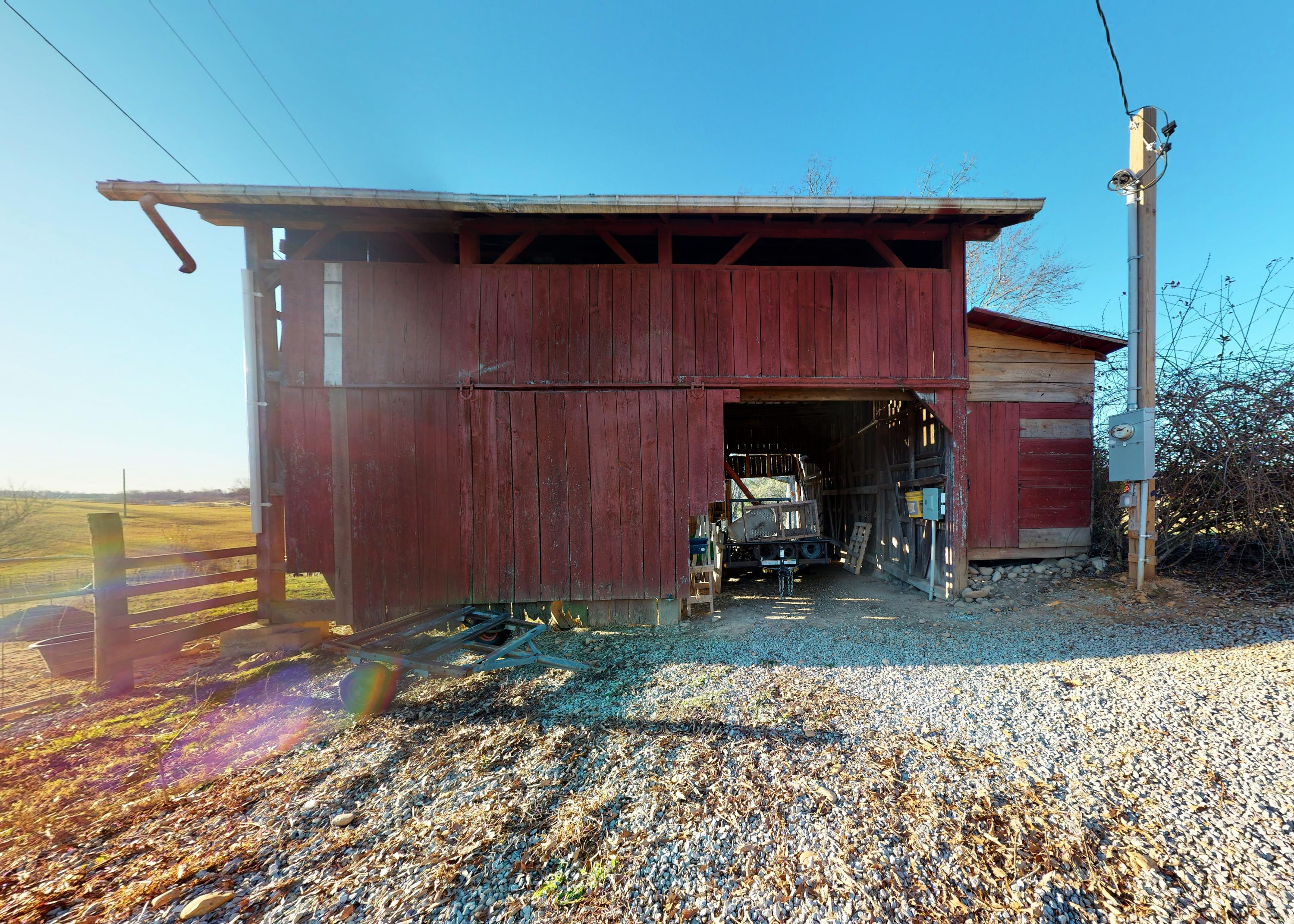 2127 Pisgah Road Greeneville, TN 37743 - Photo 61 of 72 Barn