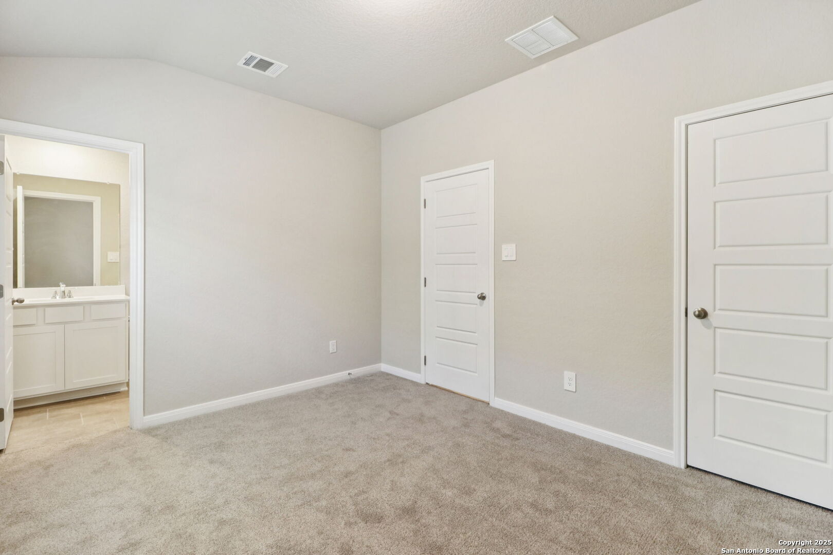 114 Dakota Ridge Cibolo, TX 78108 - Photo 22 of 39 a view of an empty room