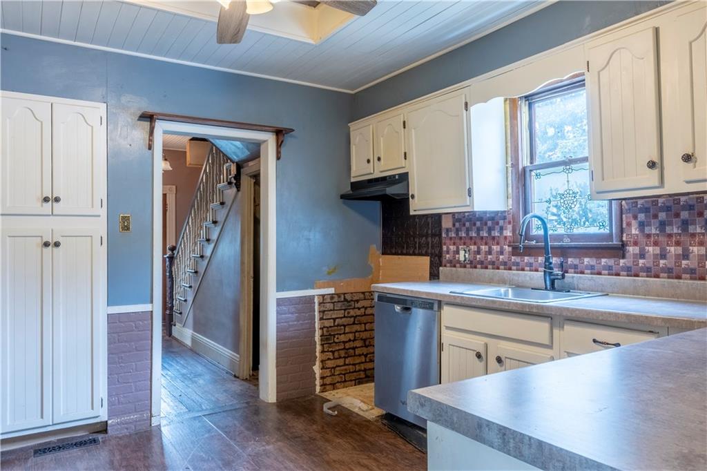 1593 Philadelphia Street Indiana, PA 15701 - Photo 12 of 23