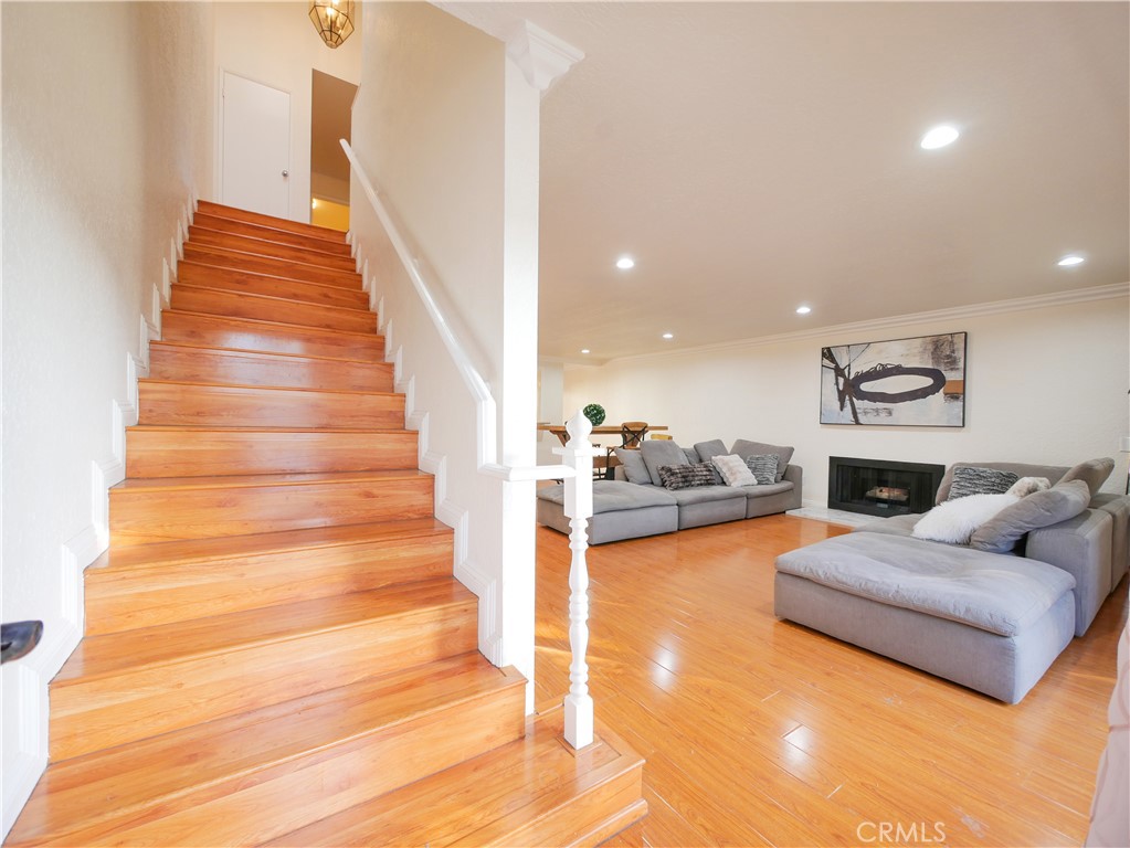 747 Fairview Avenue, Unit A Arcadia, CA 91007 - Photo 43 of 43 As you enter the unit