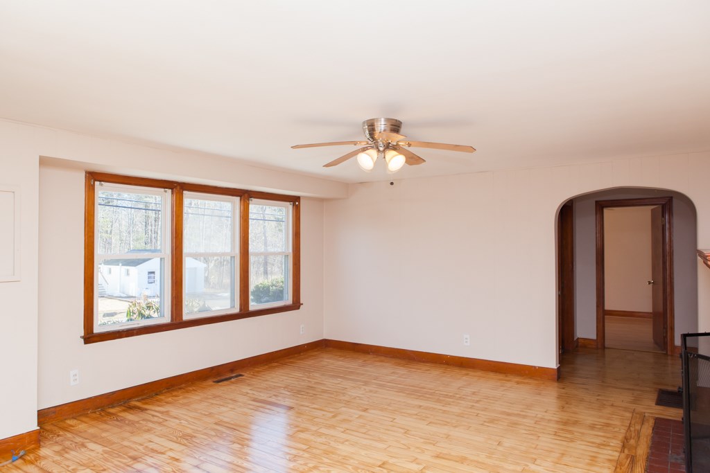1253 State Road Eliot, ME 03903 - Photo 6 of 26