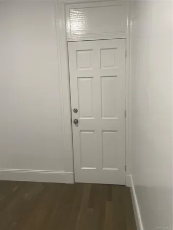 an empty room with closet