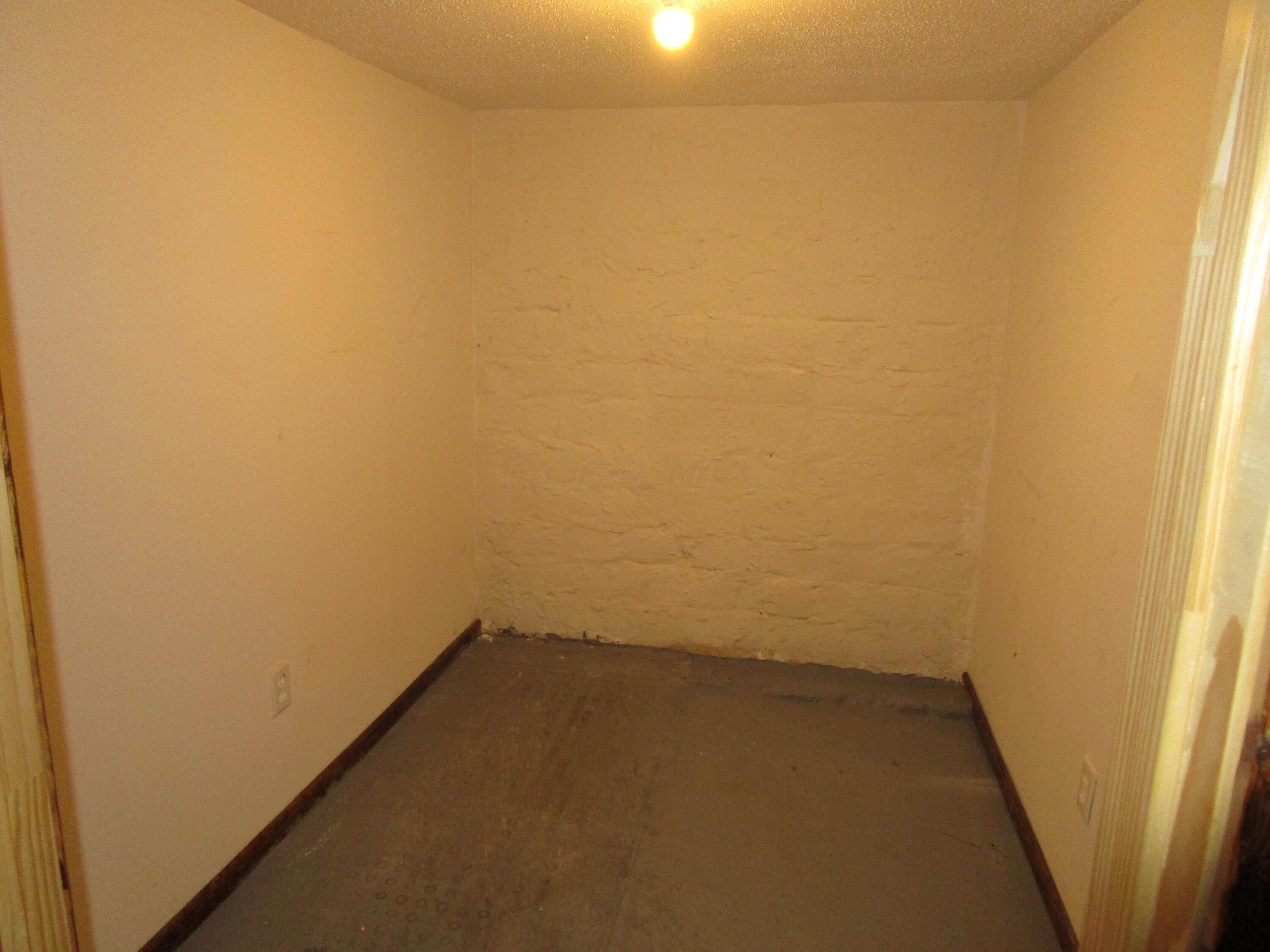 1311 Kenton Street Springfield, OH 45505 - Photo 41 of 42 Basement room 2