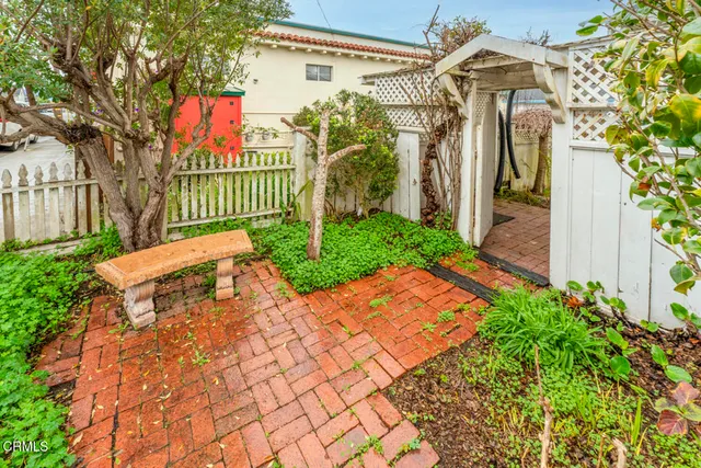 $349,900 | 419 East Laurel Street, Fort Bragg, CA 95437