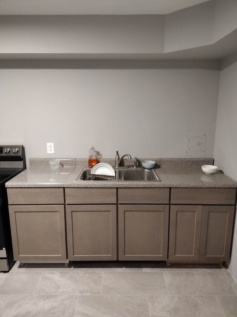 1210 Dale Avenue, Unit 2I Arlington Heights, IL 60004 - Photo 5 of 11
