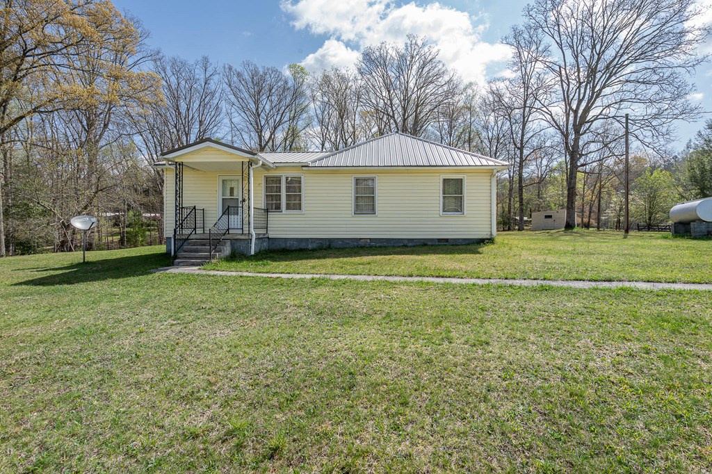 1453 Wolfcreek Road Murphy, NC 28906 - Photo 2 of 42 Gallery Image 2