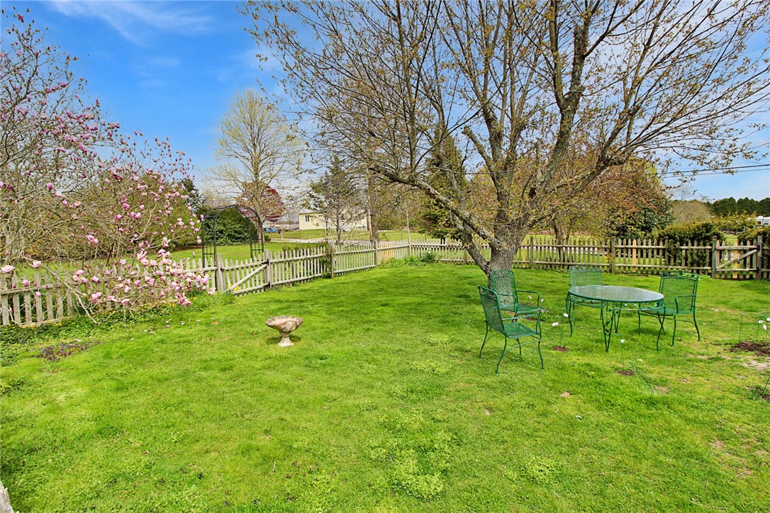475 Turner Road Middletown, RI 02842 - Photo 17 of 44