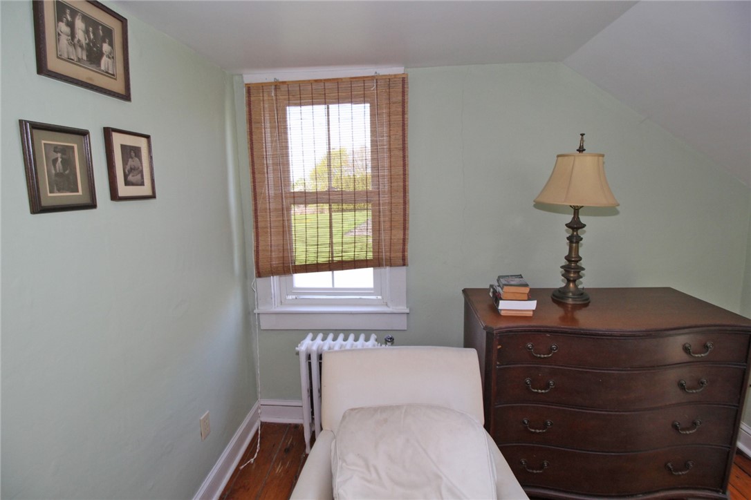 475 Turner Road Middletown, RI 02842 - Photo 25 of 44 Adjacent Room off the Master Bedroom could be nice office/dressing room.