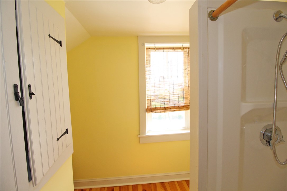 475 Turner Road Middletown, RI 02842 - Photo 29 of 44 2nd Floor Bathroom