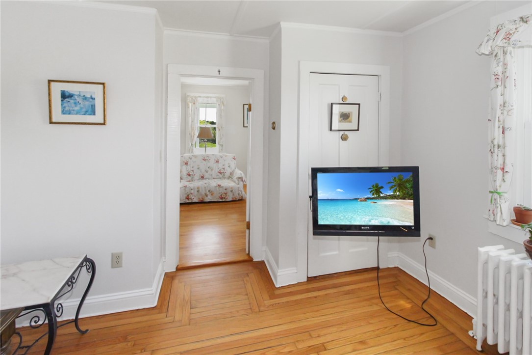 475 Turner Road Middletown, RI 02842 - Photo 9 of 44