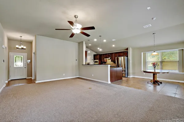 $2,000 | 13307 Biltmore Lakes, Live Oak, TX 78233