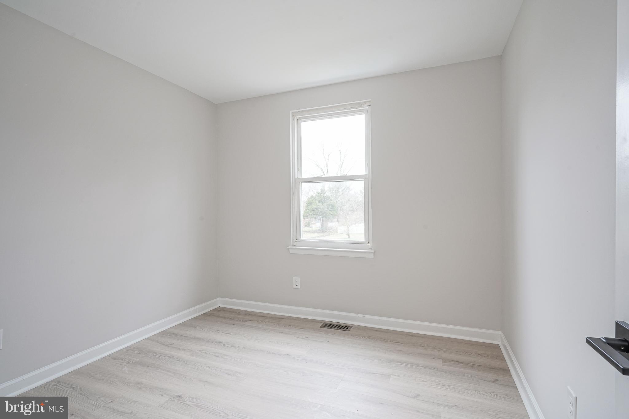 3 Alberts Avenue Sicklerville, NJ 08081 - Photo 22 of 36 an empty room with a window