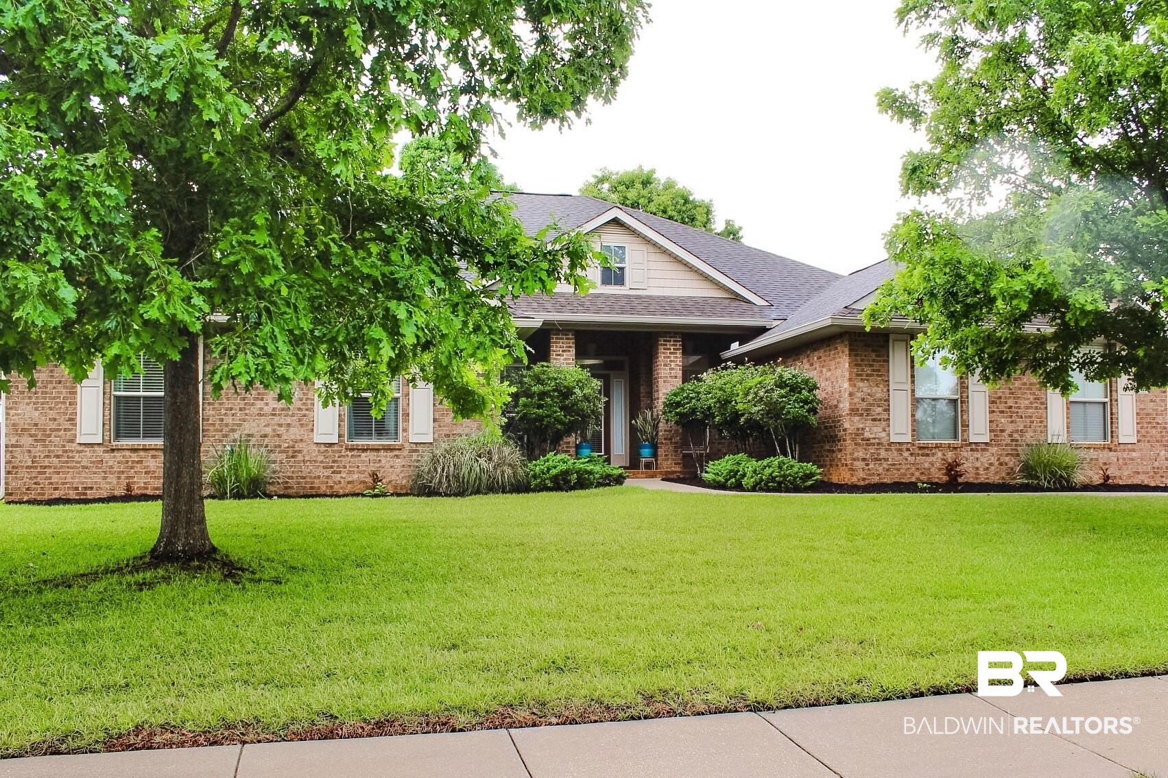 27855 Rileywood Drive Daphne, AL 36526 - Photo 2 of 49