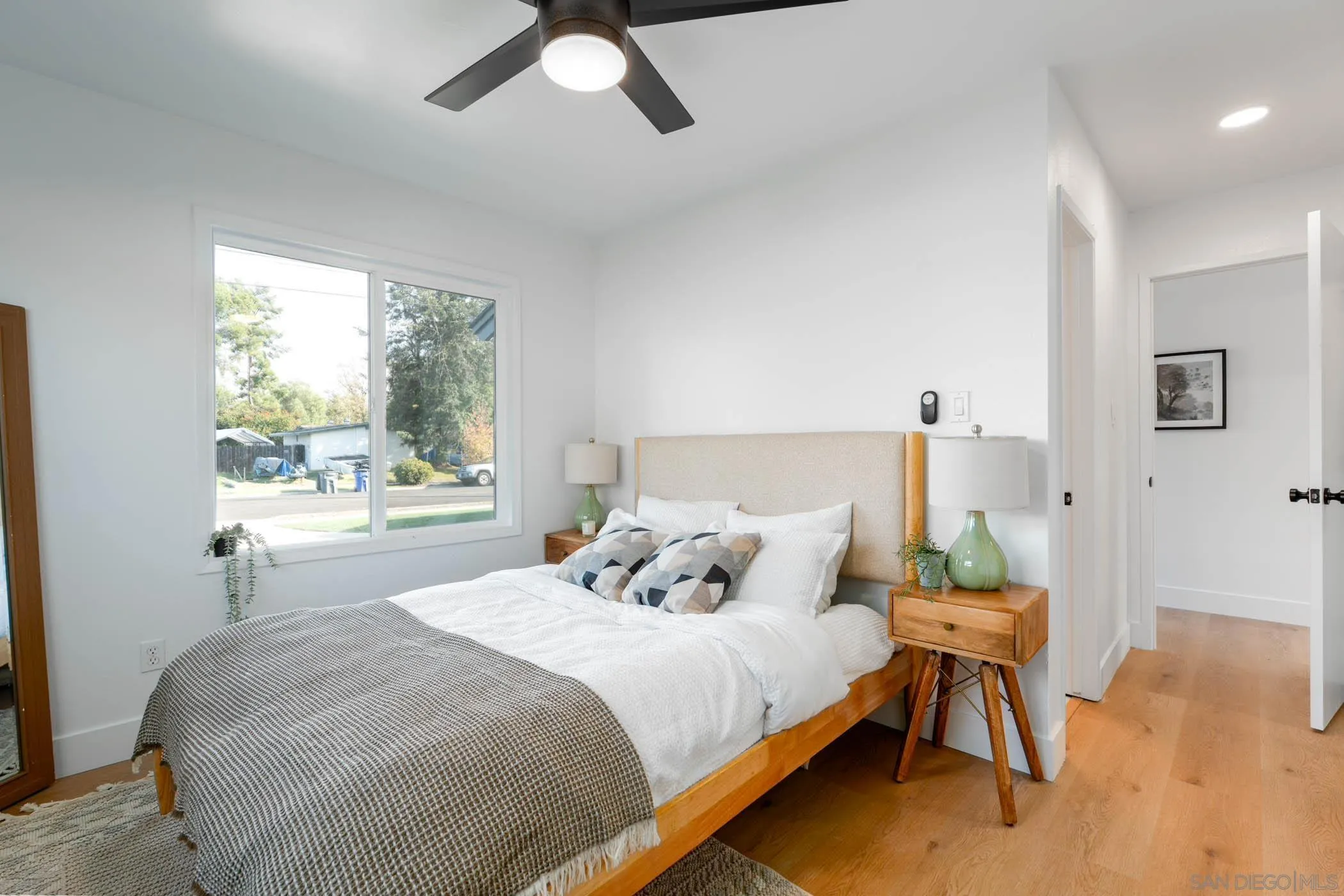 12918 Seiler Street Poway, CA 92064 - Photo 11 of 25 a bedroom with a bed and a window