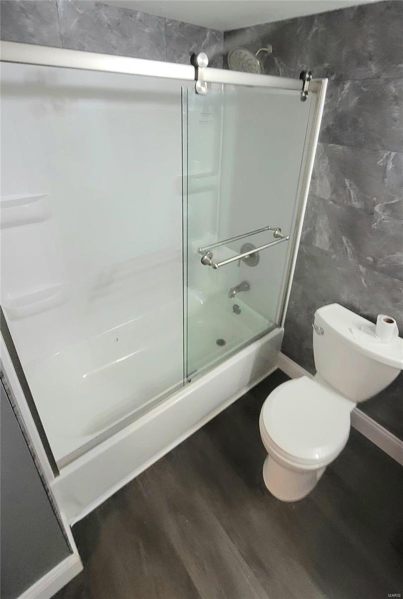 10050 Willdan Drive St. Louis, MO 63123 - Photo 3 of 9