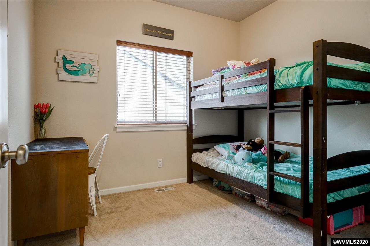 915 Salamander Road Southeast Jefferson, OR 97352 - Photo 18 of 33 Gallery Image 18