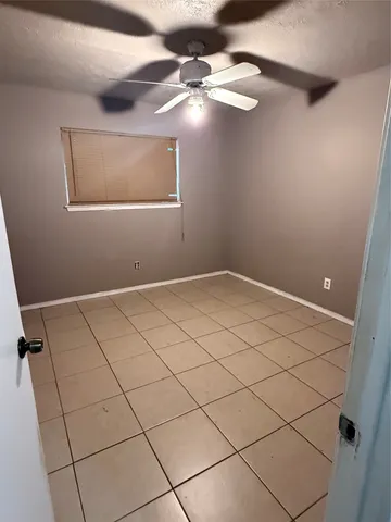 $2,200 | 4202 Ponca Street, Pasadena, TX 77504