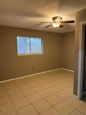 $2,200 | 4202 Ponca Street, Pasadena, TX 77504