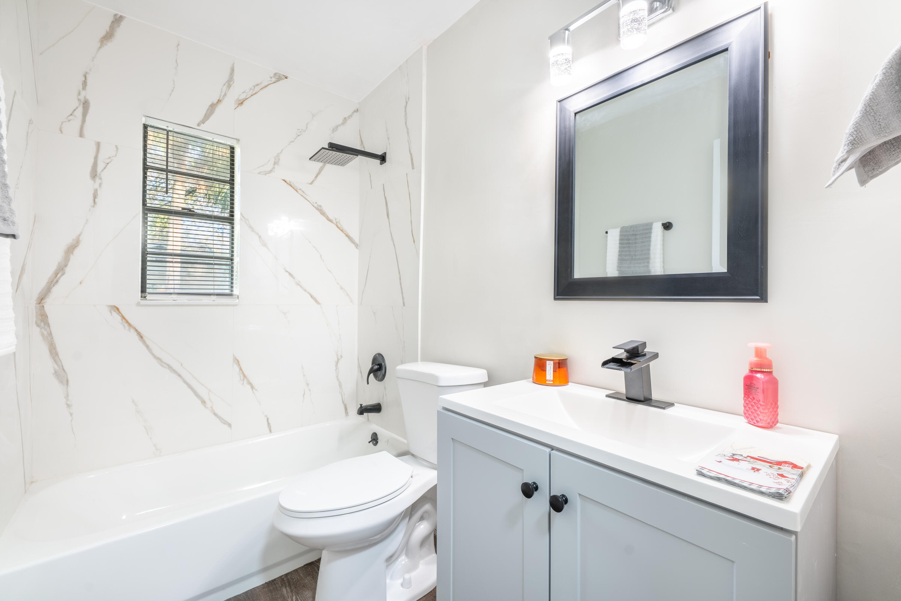 2910 McNeil Road Fort Pierce, FL 34981 - Photo 21 of 21 Guest Bathroom