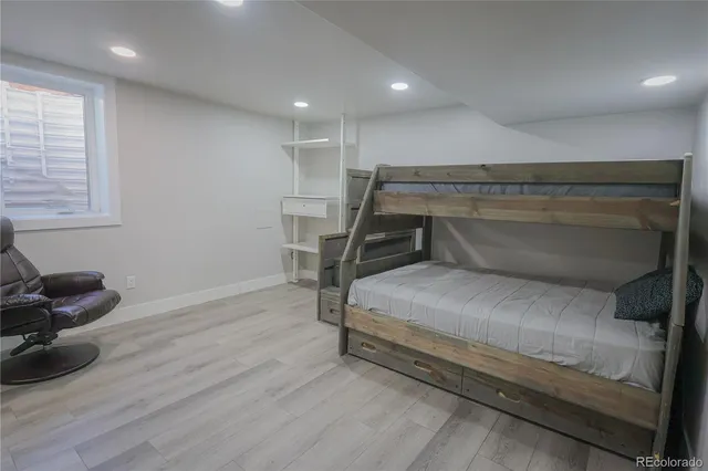 a house view with a outdoor space