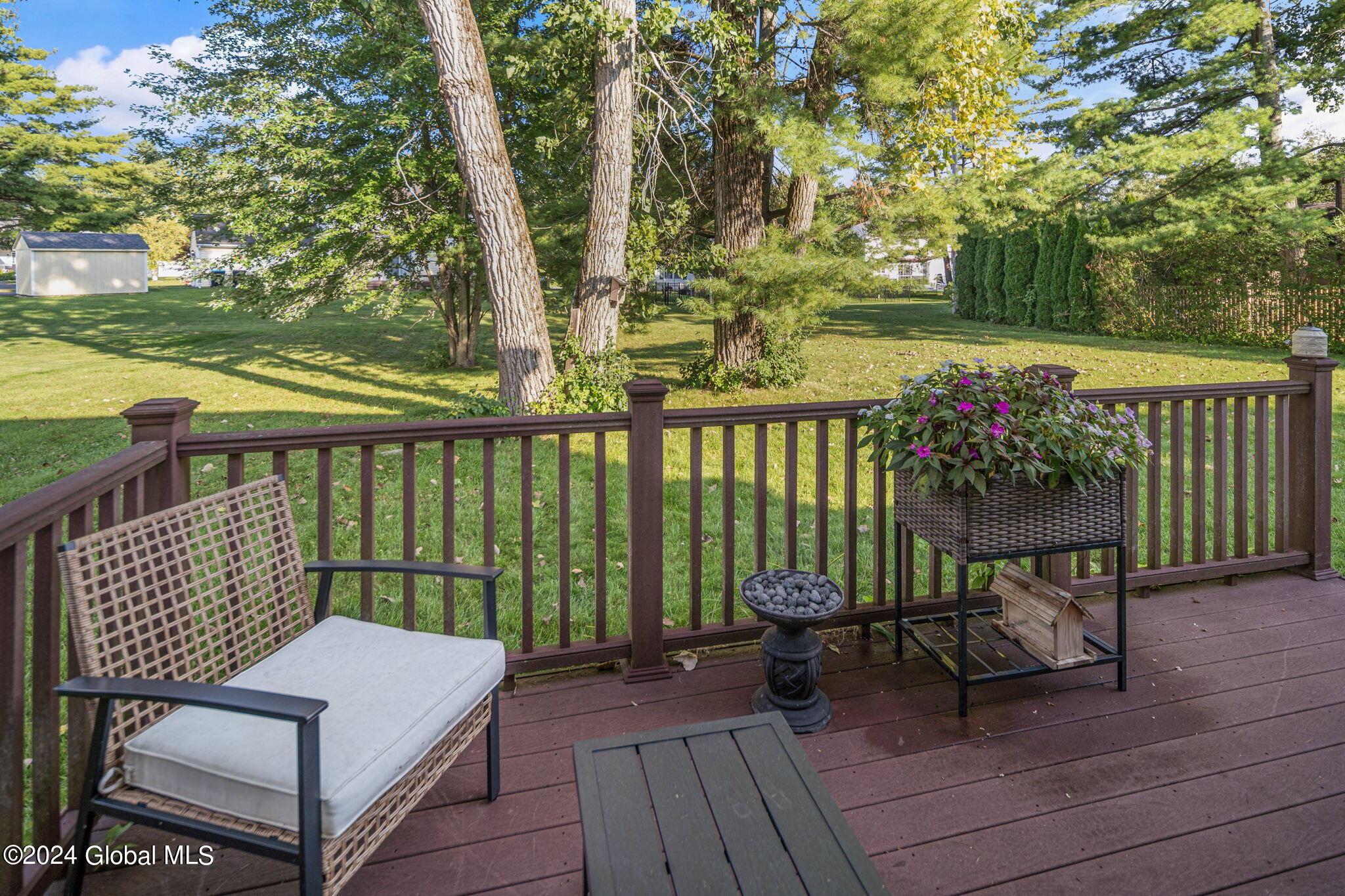 7 Van Rensselaer Way Bethlehem, NY 12077 - Photo 11 of 32 Exterior 03