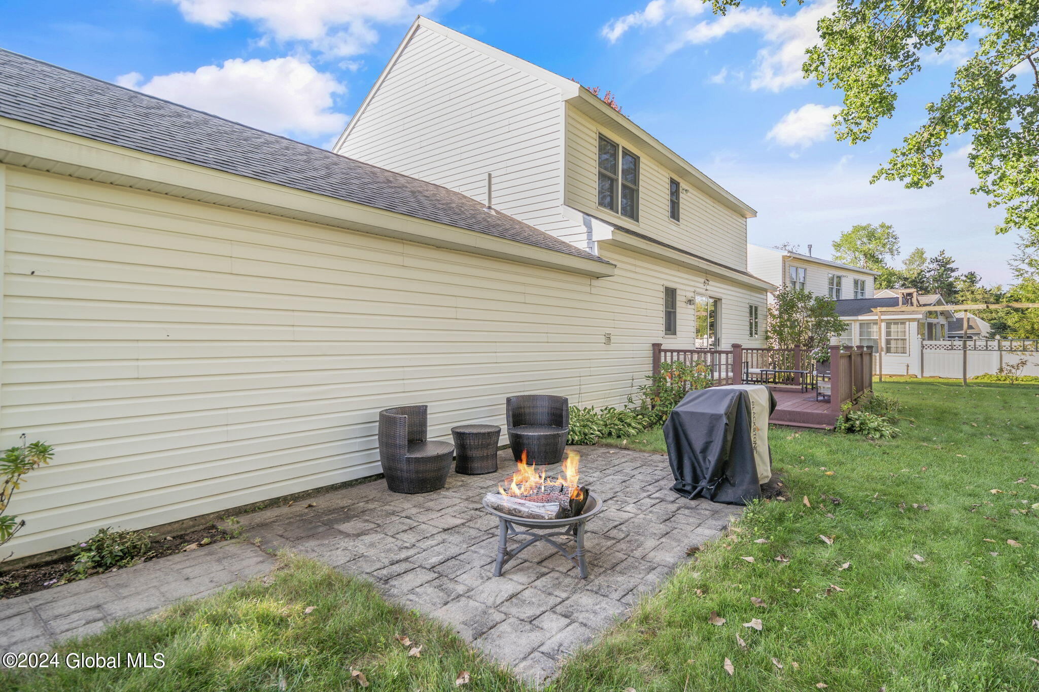 7 Van Rensselaer Way Bethlehem, NY 12077 - Photo 22 of 32 Exterior 05