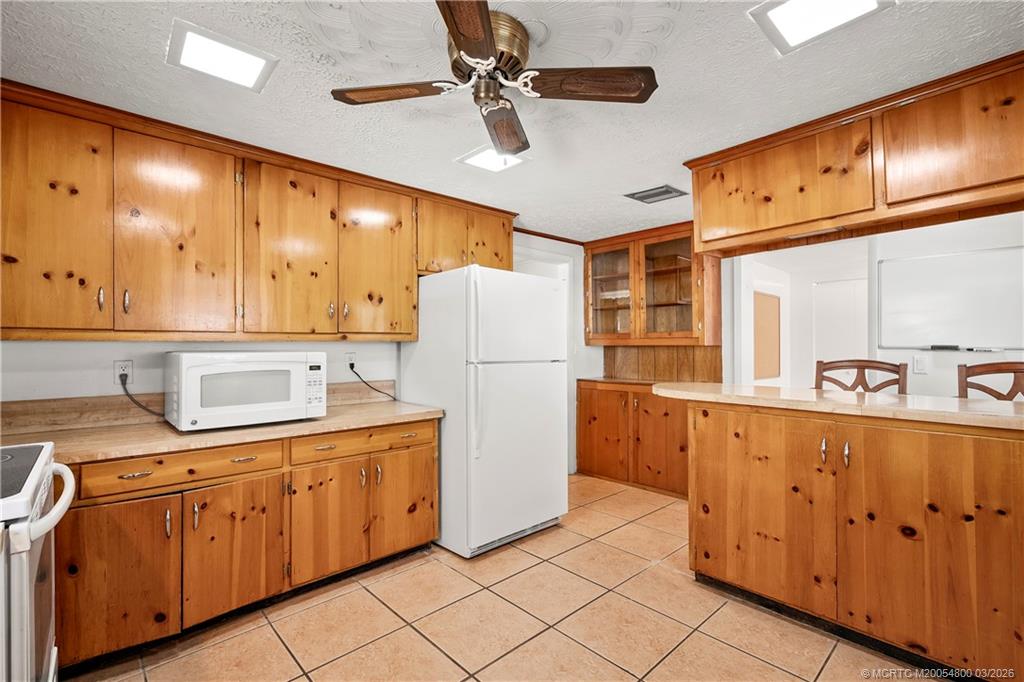 5086 Southeast Channel Drive Stuart, FL 34997 - Photo 16 of 31