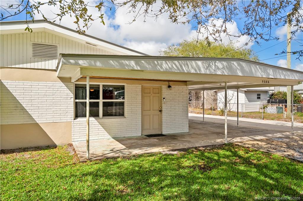 5086 Southeast Channel Drive Stuart, FL 34997 - Photo 6 of 31