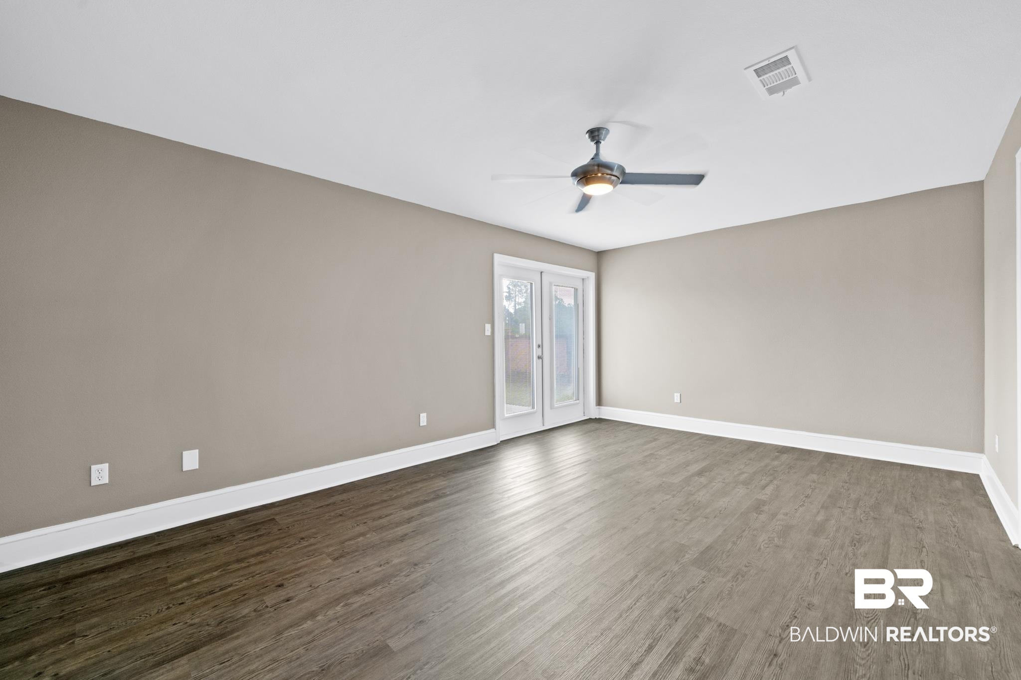 4586 Spinnaker Way Orange Beach, AL 36561 - Photo 20 of 37 Primary Bedroom