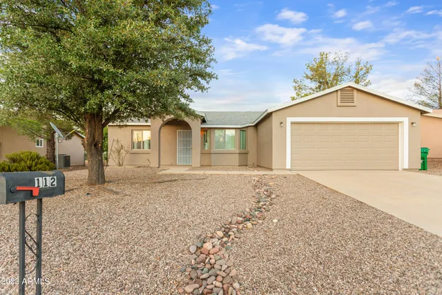 $1,600 | 112 Buffalo Drive, Huachuca City, AZ 85616