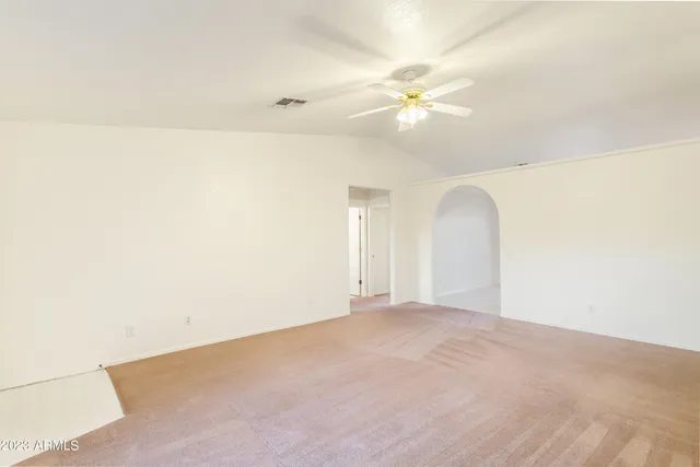 $1,600 | 112 Buffalo Drive, Huachuca City, AZ 85616