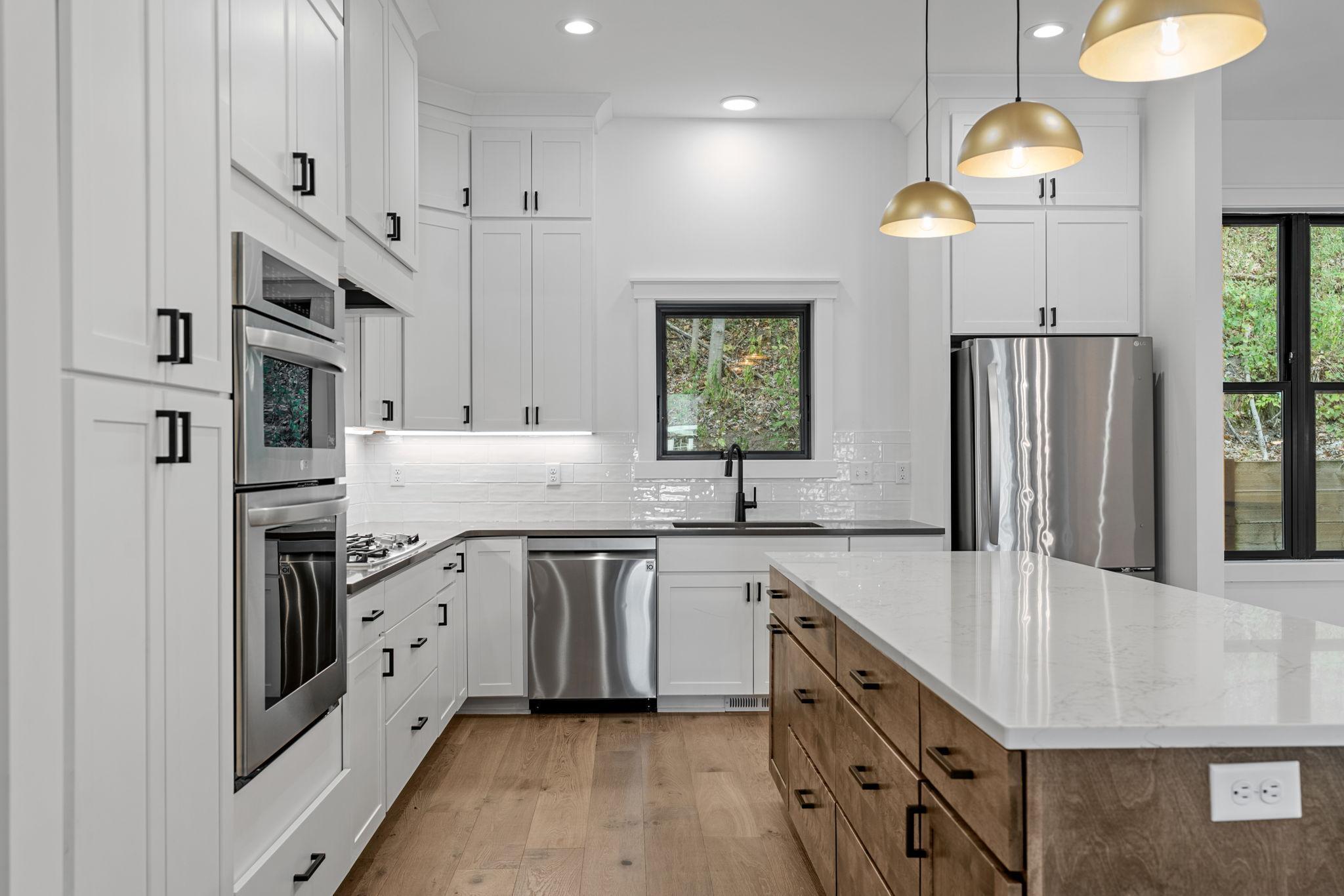 5754 Shady Oak Road, Unit 3 Minnetonka, MN 55343 - Photo 6 of 39 Gallery Image 6