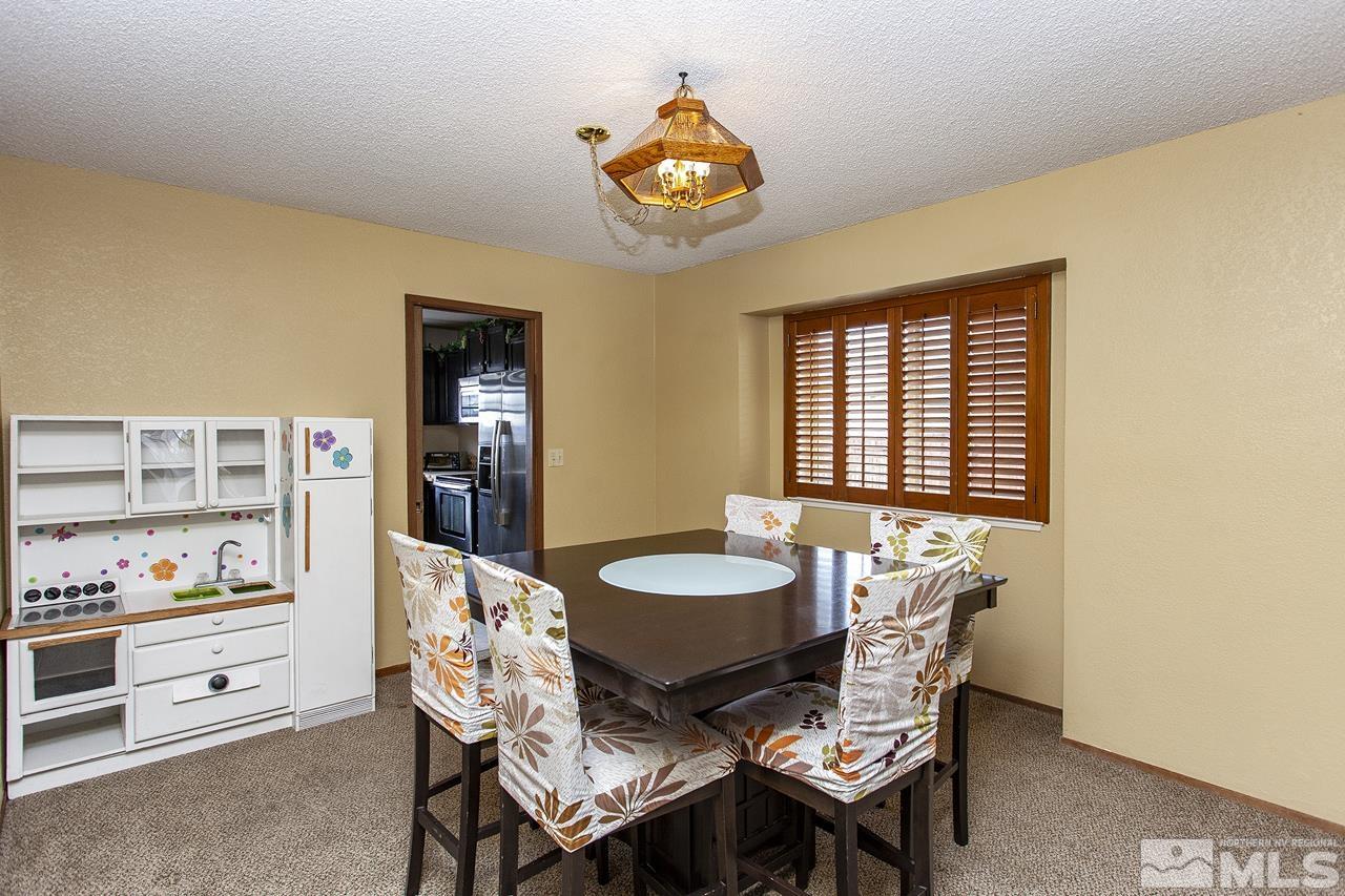 6290 Fieldstone Place Reno, NV 89523 - Photo 5 of 26 Photo 5