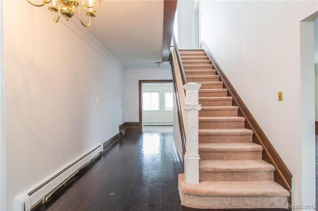 160 East Long Lake Road Bloomfield Hills, MI 48304 - Photo 4 of 58