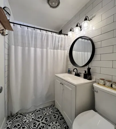 $230,000 | 4800 South Chicago Beach Drive, Unit 2006S, Chicago, IL 60615