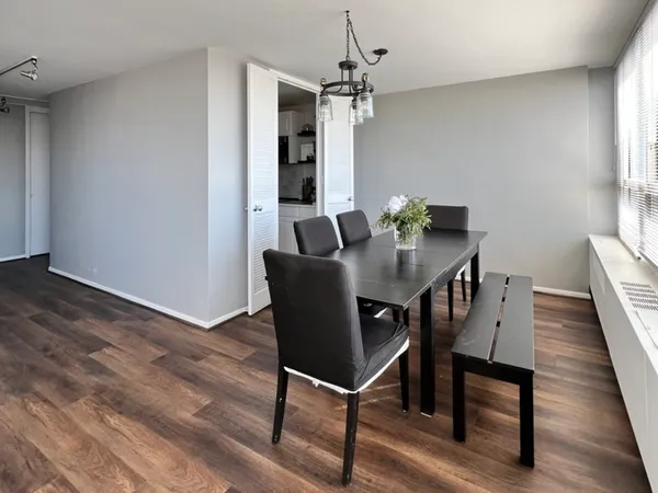 $230,000 | 4800 South Chicago Beach Drive, Unit 2006S, Chicago, IL 60615