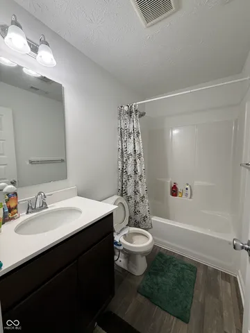 $3,600 | 6241 Buck Boulevard, Indianapolis, IN 46237