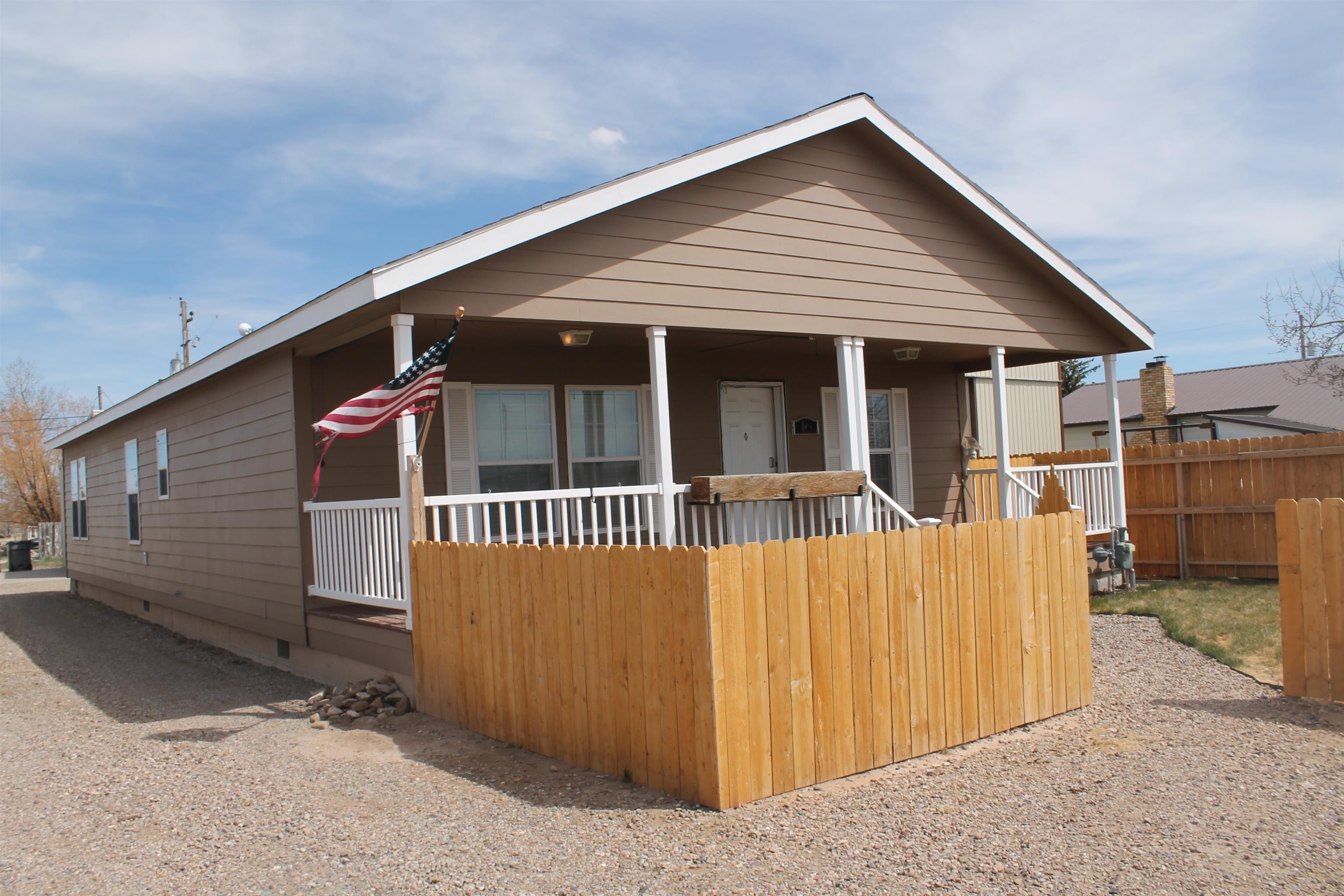 16 Maxwell Street Big Piney, WY 83113 - Photo 2 of 50