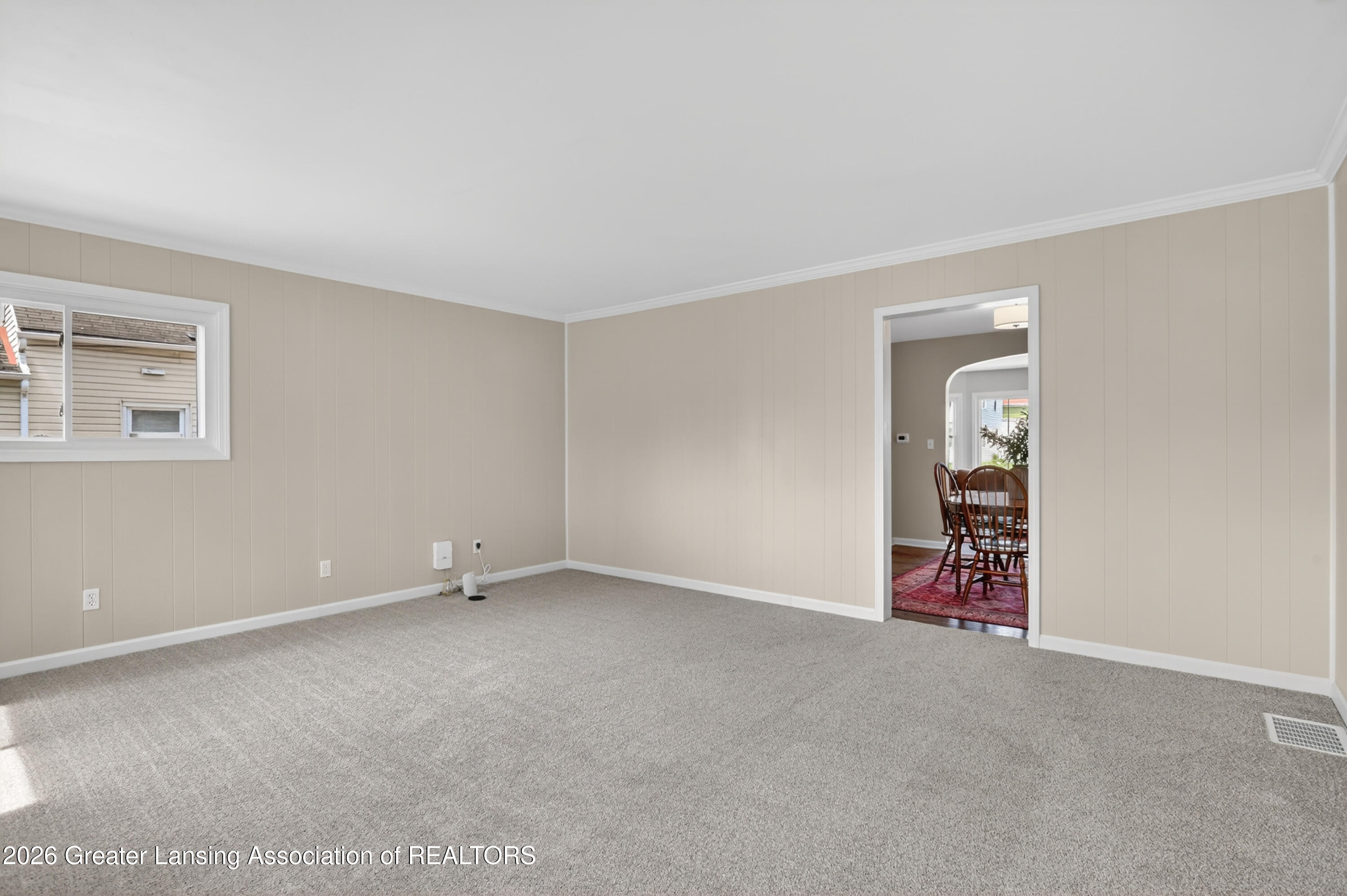 1615 Inverness Avenue Lansing, MI 48915 - Photo 22 of 43 Family Room 1