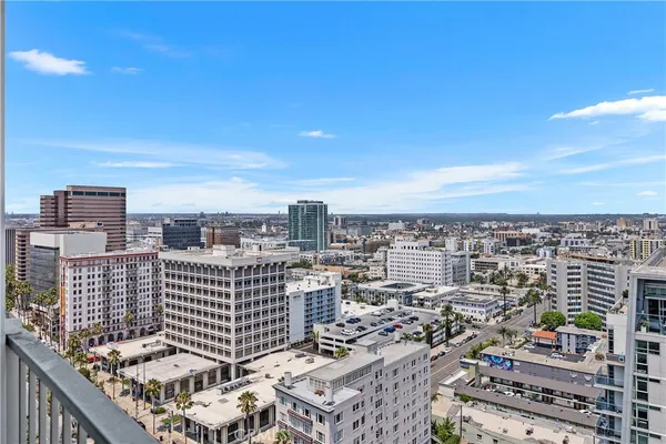 $689,000 | 700 East Ocean Boulevard, Unit 2703, Long Beach, CA 90802
